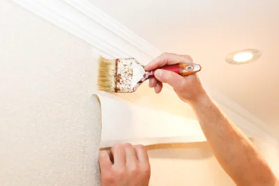 Pose de papier peint à la Gaudaine — revêtements muraux et toiles de verre